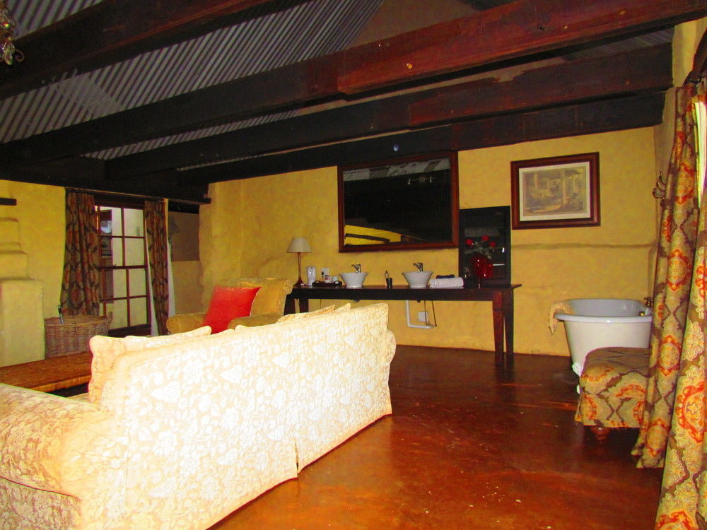 Plettenberg Bay Game Reserve: The Baroness Safari Lodge Luaran gambar