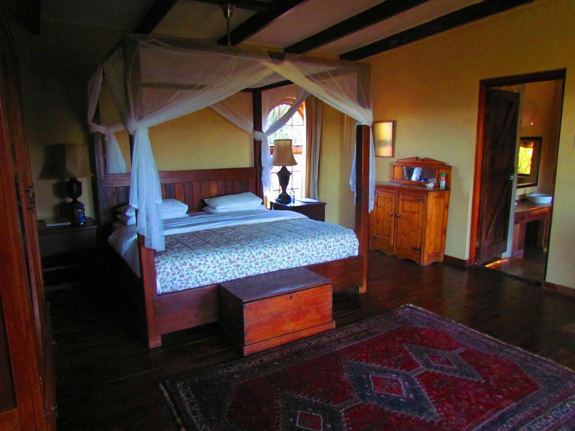 Plettenberg Bay Game Reserve: The Baroness Safari Lodge Luaran gambar