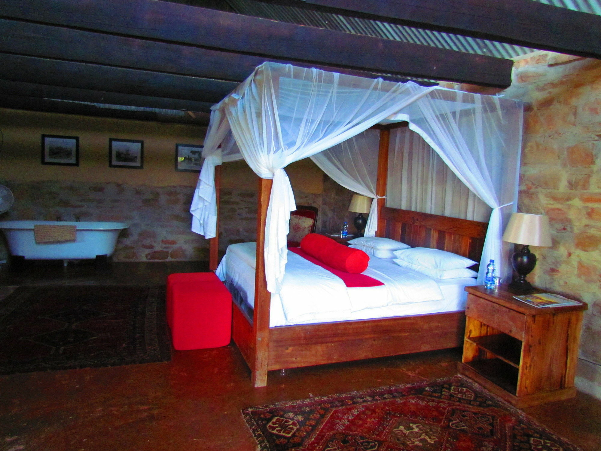 Plettenberg Bay Game Reserve: The Baroness Safari Lodge Luaran gambar